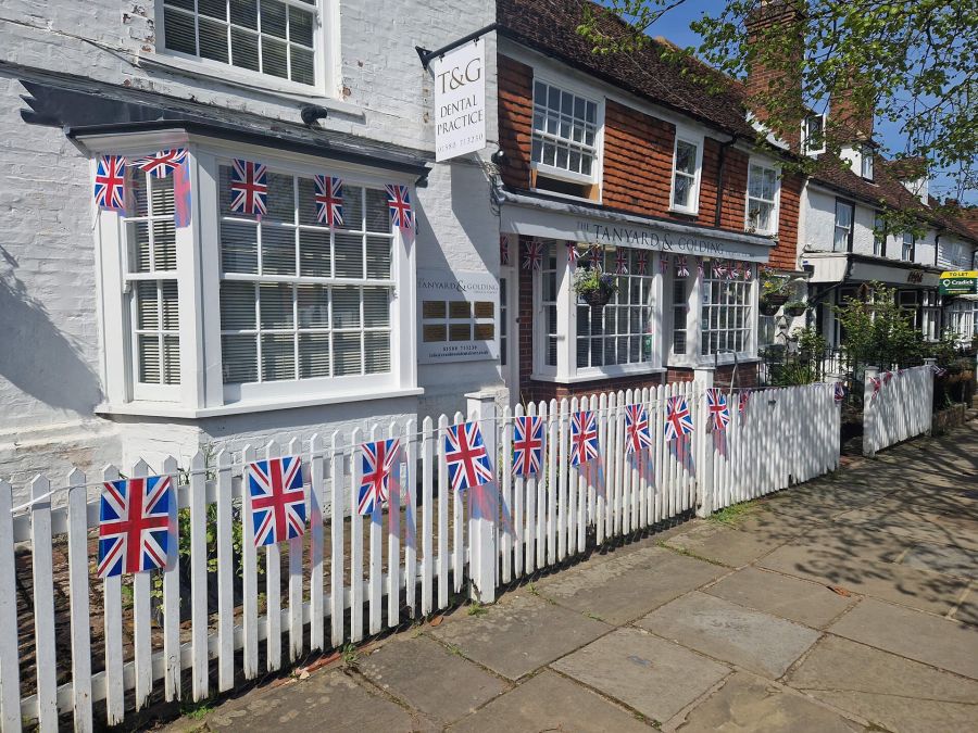 dentist hawkhurst